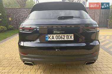 Внедорожник / Кроссовер Porsche Cayenne 2020 в 