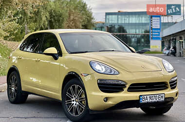 Позашляховик / Кросовер Porsche Cayenne 2010 в 