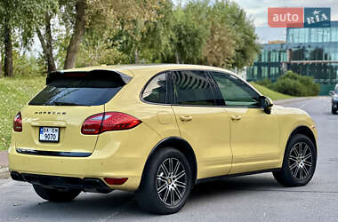 Позашляховик / Кросовер Porsche Cayenne 2010 в 
