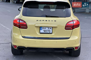Позашляховик / Кросовер Porsche Cayenne 2010 в 