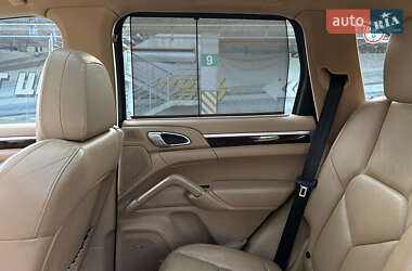 Позашляховик / Кросовер Porsche Cayenne 2010 в 