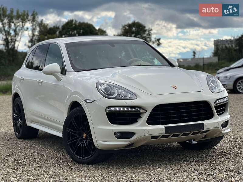 Porsche Cayenne 2011