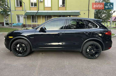 Внедорожник / Кроссовер Porsche Cayenne 2011 в 