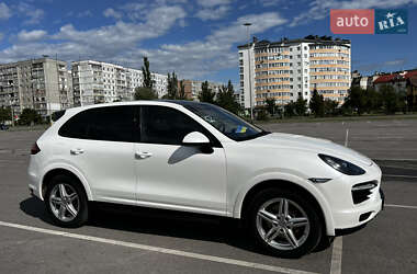Внедорожник / Кроссовер Porsche Cayenne 2011 в 