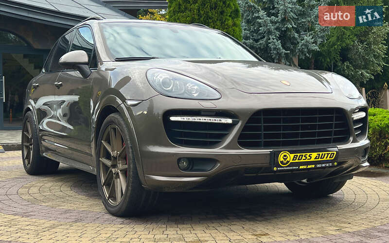 Porsche Cayenne 2012