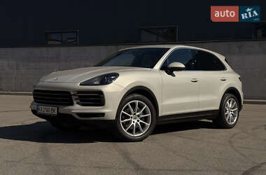 Внедорожник / Кроссовер Porsche Cayenne 2020 в 