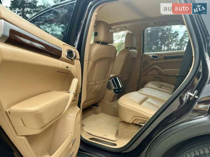 Внедорожник / Кроссовер Porsche Cayenne 2011 в Переяславе фото 16 Внедорожник / Кроссовер Porsche Cayenne 2011 в Переяславе