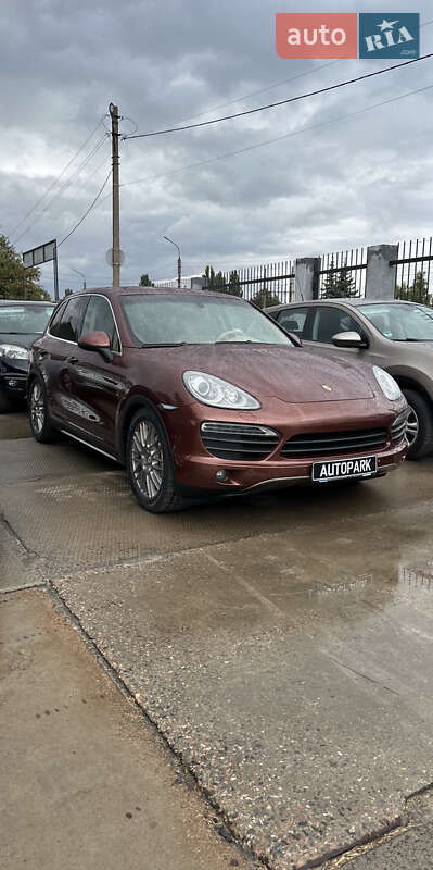Внедорожник / Кроссовер Porsche Cayenne 2011 в Конотопе