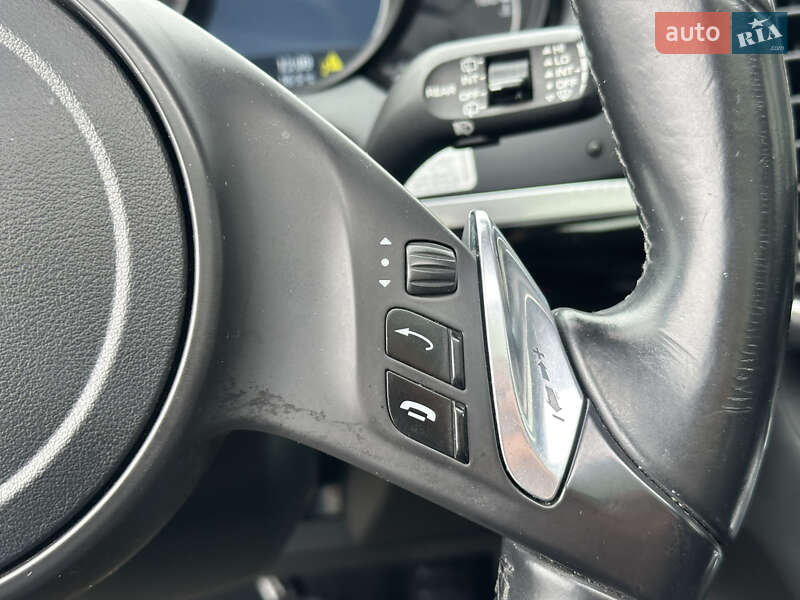 Внедорожник / Кроссовер Porsche Cayenne 2013 в Харькове