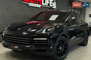 Позашляховик / Кросовер Porsche Cayenne 2018 в 