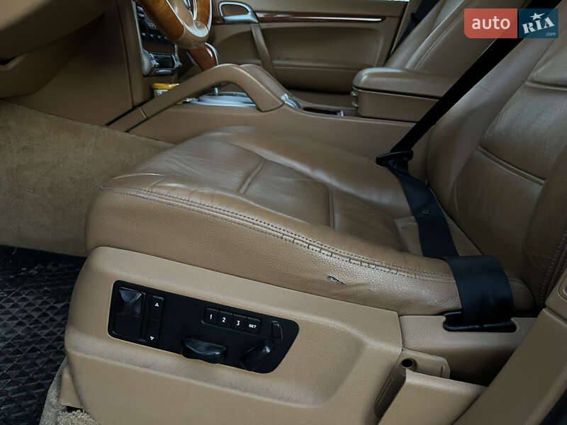 Позашляховик / Кросовер Porsche Cayenne 2007 в Львові