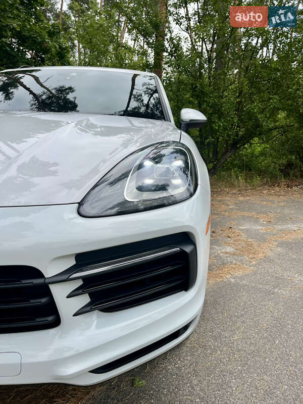 Позашляховик / Кросовер Porsche Cayenne 2018 в Києві