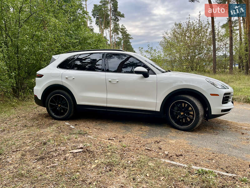 Позашляховик / Кросовер Porsche Cayenne 2018 в Києві