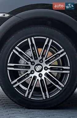 Позашляховик / Кросовер Porsche Cayenne 2012 в 
