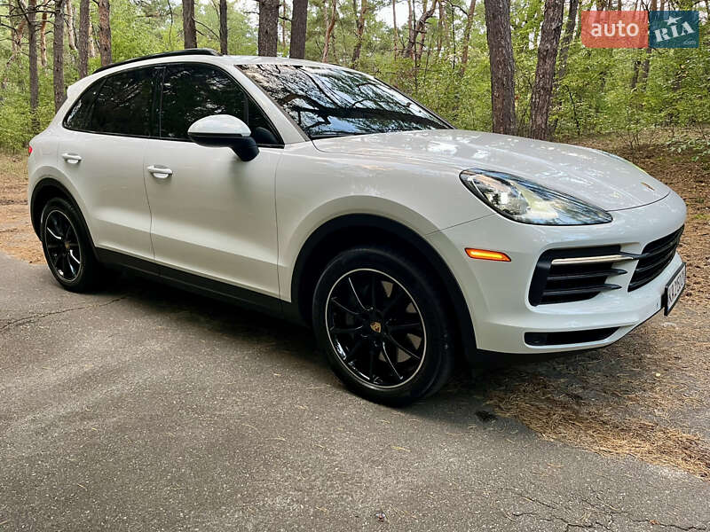 Позашляховик / Кросовер Porsche Cayenne 2018 в Києві