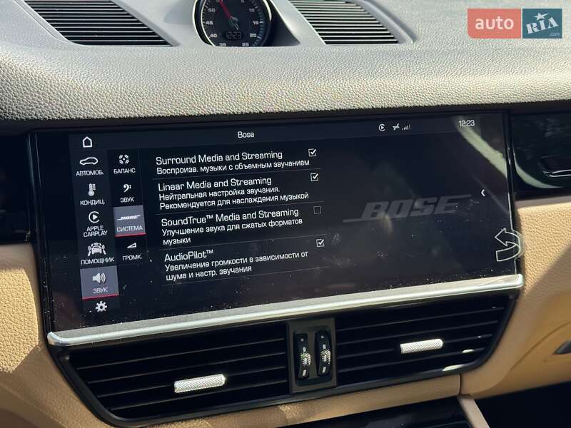 Позашляховик / Кросовер Porsche Cayenne 2019 в Києві