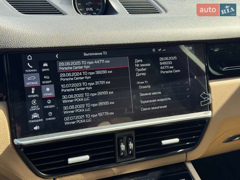 Позашляховик / Кросовер Porsche Cayenne 2019 в Києві