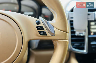 Позашляховик / Кросовер Porsche Cayenne 2013 в 