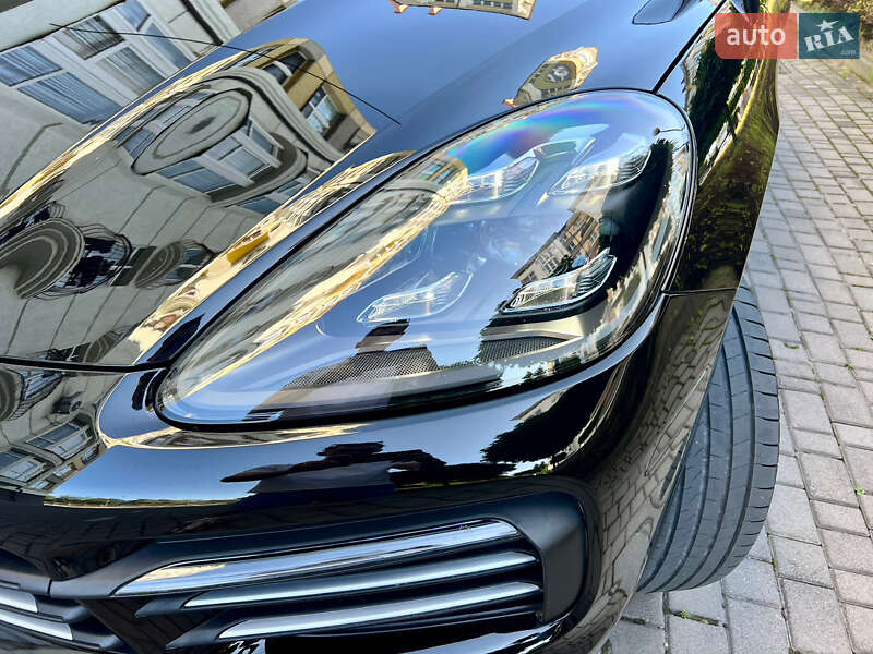 Позашляховик / Кросовер Porsche Cayenne 2020 в Івано-Франківську