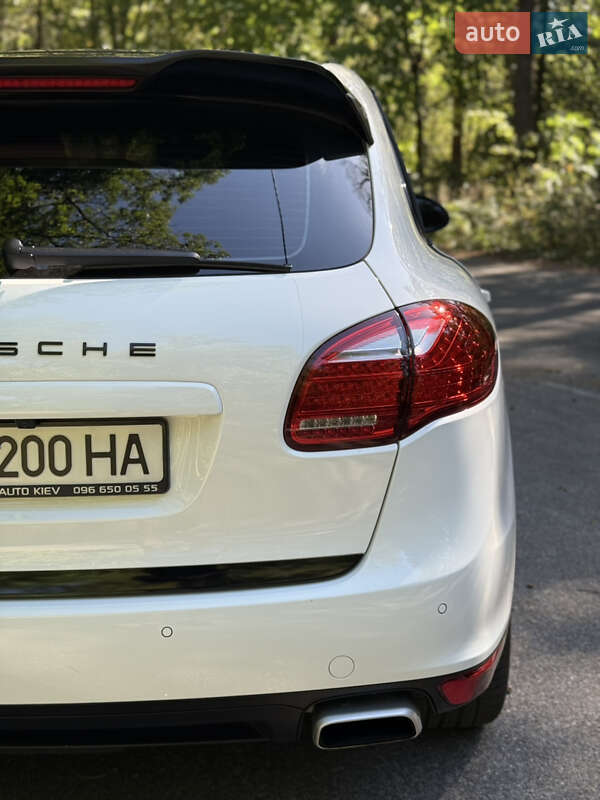Внедорожник / Кроссовер Porsche Cayenne 2013 в Киеве фото 11 Внедорожник / Кроссовер Porsche Cayenne 2013 в Киеве