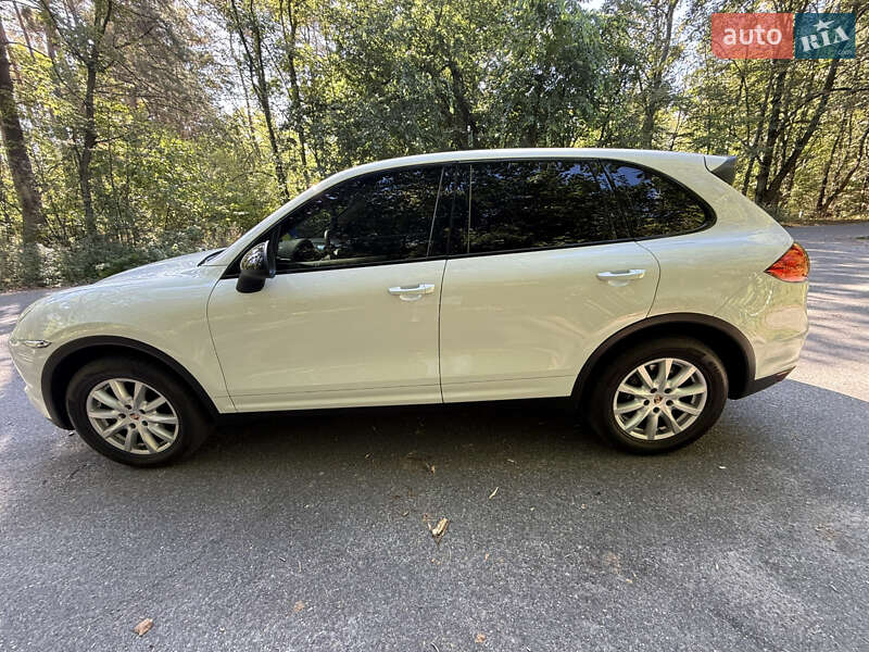 Внедорожник / Кроссовер Porsche Cayenne 2013 в Киеве фото 6 Внедорожник / Кроссовер Porsche Cayenne 2013 в Киеве