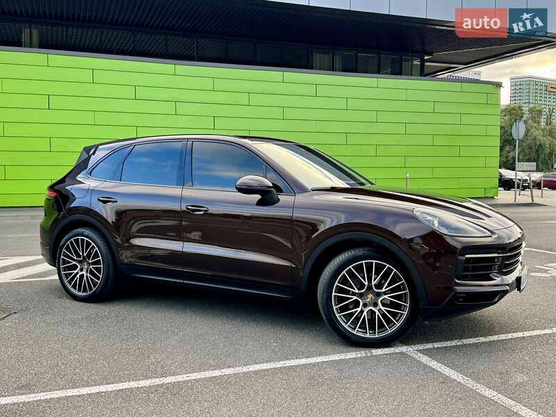Позашляховик / Кросовер Porsche Cayenne 2018 в Києві