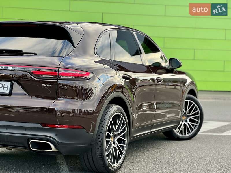 Позашляховик / Кросовер Porsche Cayenne 2018 в Києві