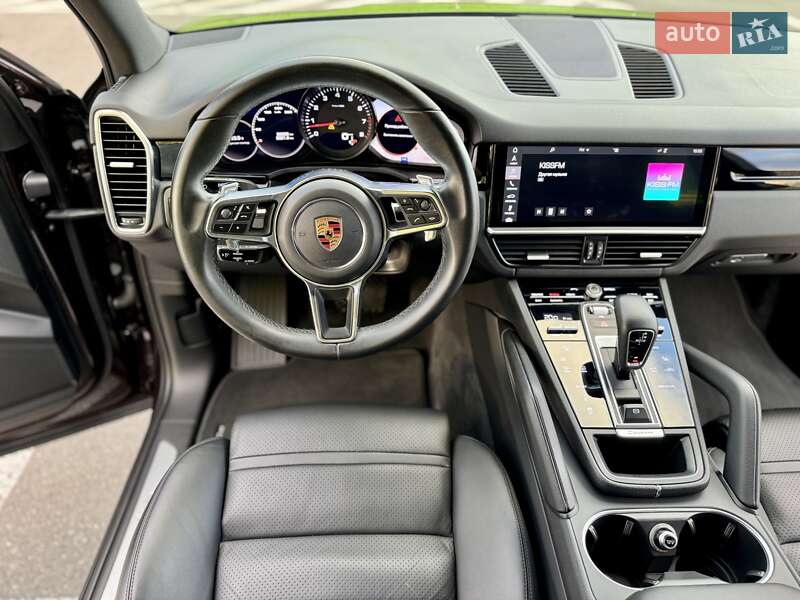 Позашляховик / Кросовер Porsche Cayenne 2018 в Києві