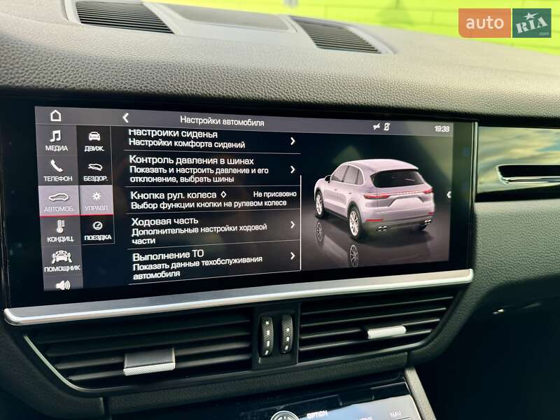 Позашляховик / Кросовер Porsche Cayenne 2018 в Києві
