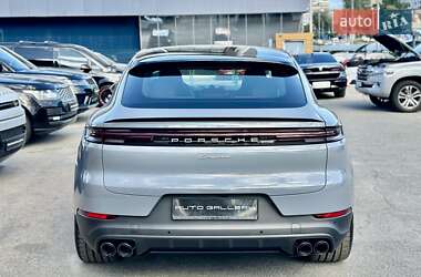 Позашляховик / Кросовер Porsche Cayenne 2024 в 
