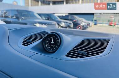 Позашляховик / Кросовер Porsche Cayenne 2024 в 