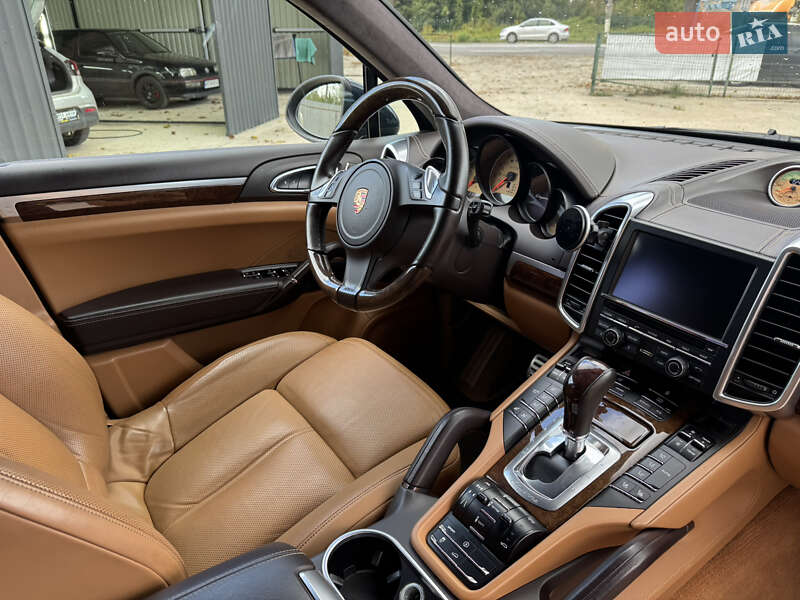 Позашляховик / Кросовер Porsche Cayenne 2013 в Києві фото 6 Позашляховик / Кросовер Porsche Cayenne 2013 в Києві
