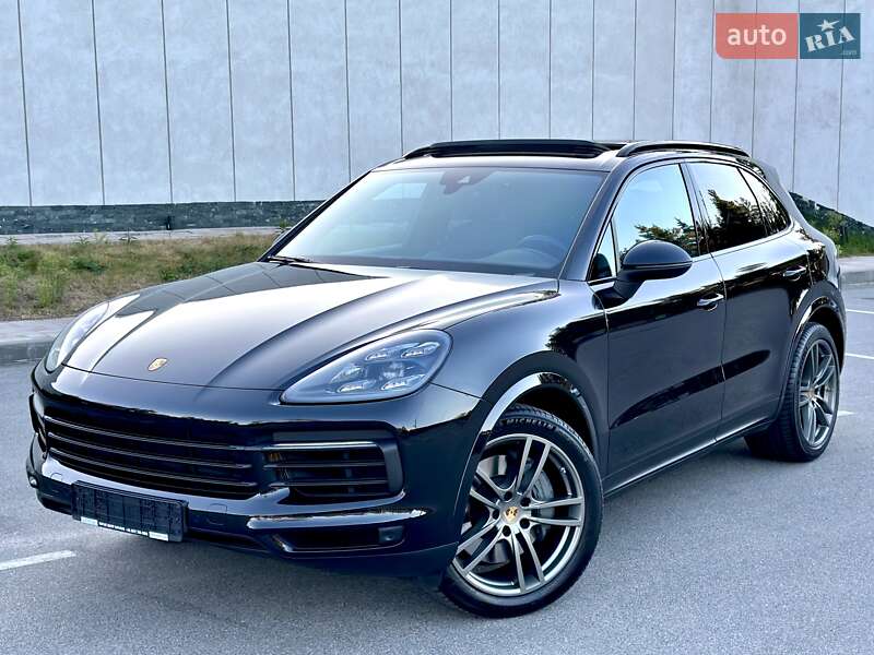 Внедорожник / Кроссовер Porsche Cayenne 2017 в Киеве