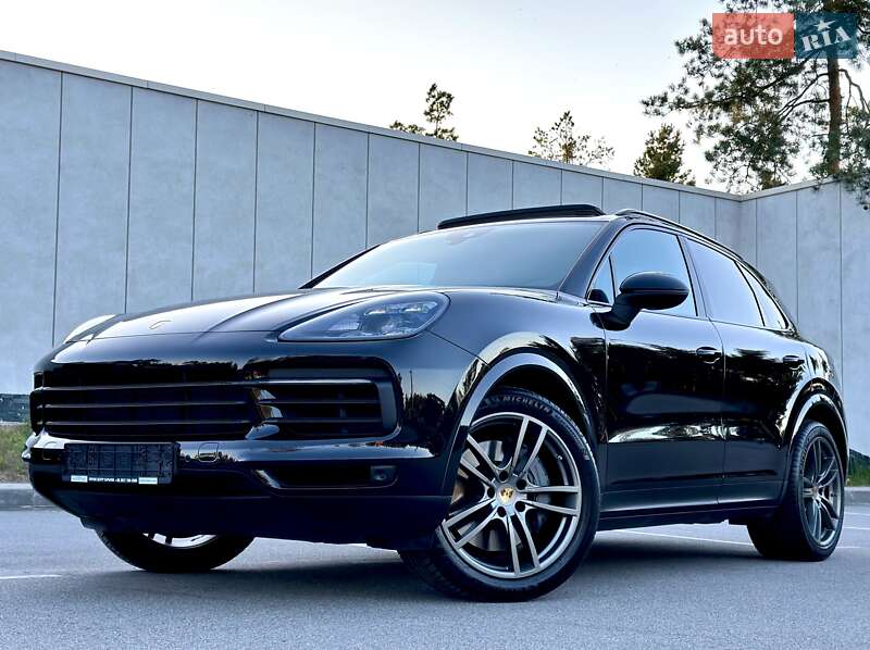 Внедорожник / Кроссовер Porsche Cayenne 2017 в Киеве