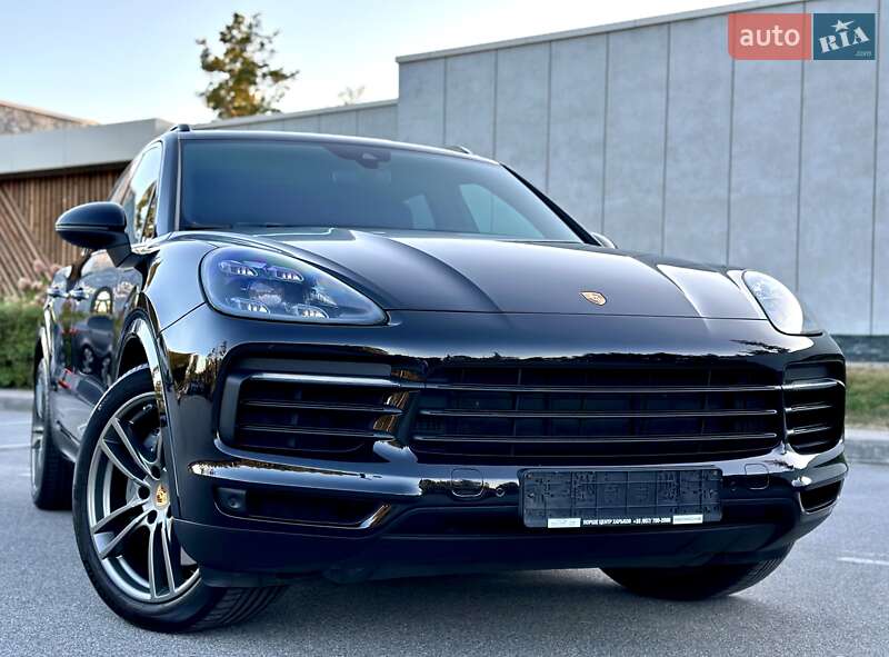 Внедорожник / Кроссовер Porsche Cayenne 2017 в Киеве