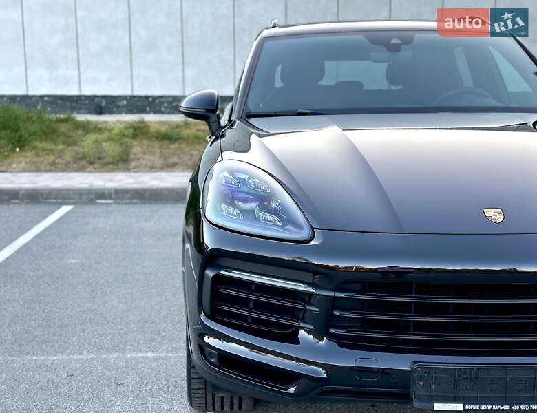 Внедорожник / Кроссовер Porsche Cayenne 2017 в Киеве