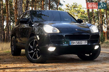 Позашляховик / Кросовер Porsche Cayenne 2004 в 