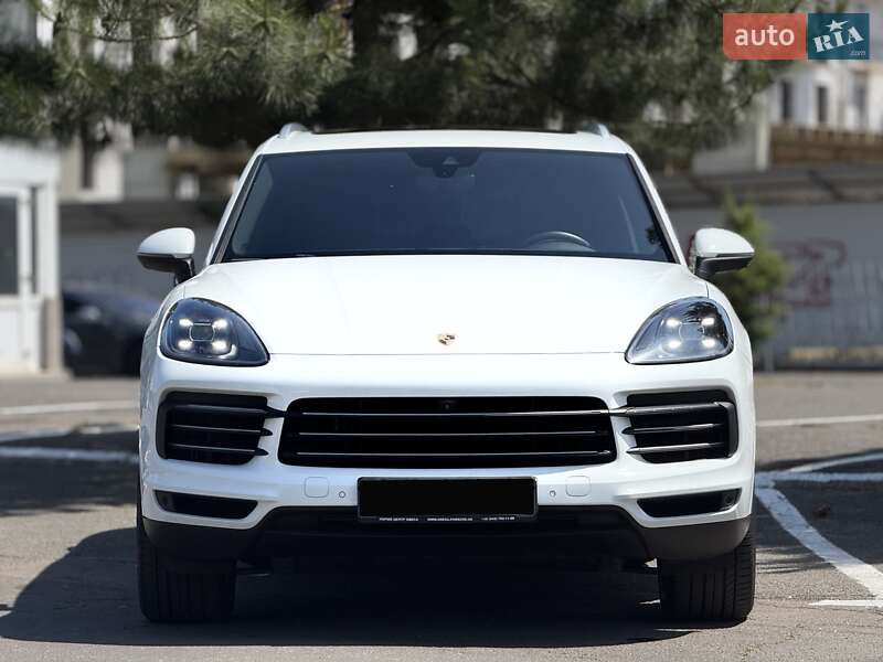 Позашляховик / Кросовер Porsche Cayenne 2017 в Одесі