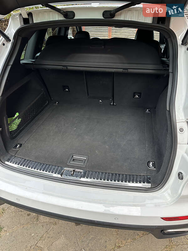 Внедорожник / Кроссовер Porsche Cayenne 2017 в Житомире фото 39 Внедорожник / Кроссовер Porsche Cayenne 2017 в Житомире