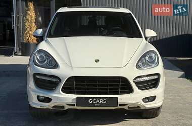 Внедорожник / Кроссовер Porsche Cayenne 2011 в Киеве
