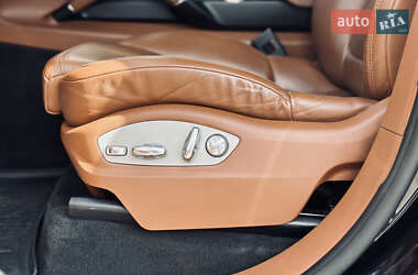 Внедорожник / Кроссовер Porsche Cayenne 2017 в 