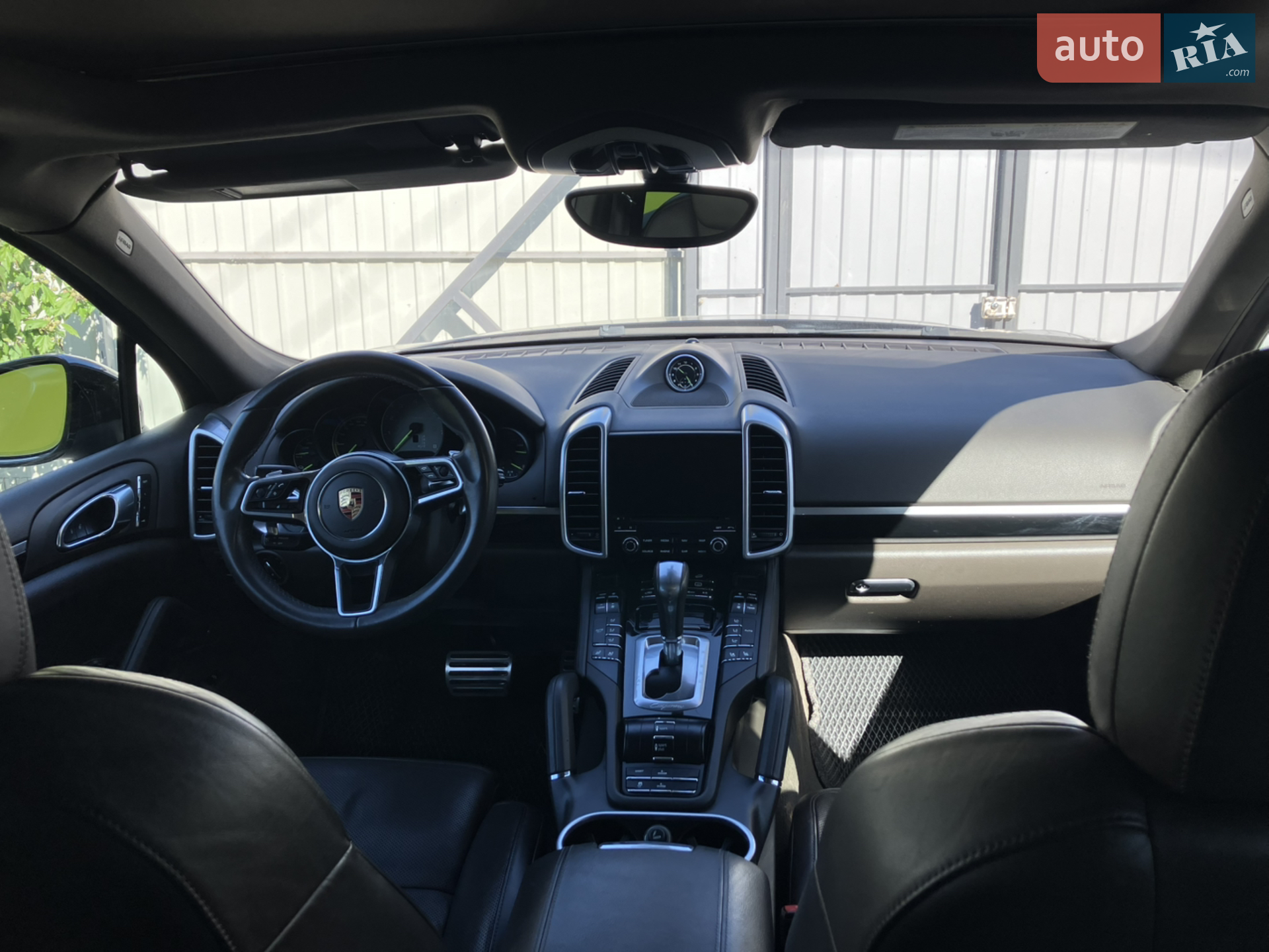 2017 Porsche Cayenne - мініатюра 13