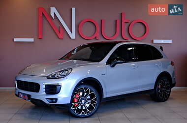 Позашляховик / Кросовер Porsche Cayenne 2015 в Одесі