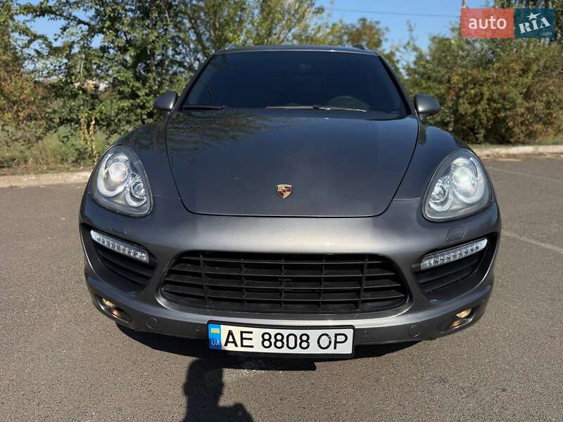 Внедорожник / Кроссовер Porsche Cayenne 2010 в Кривом Роге