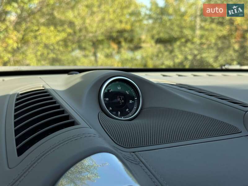 Внедорожник / Кроссовер Porsche Cayenne 2010 в Кривом Роге