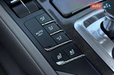 Позашляховик / Кросовер Porsche Cayenne 2010 в 