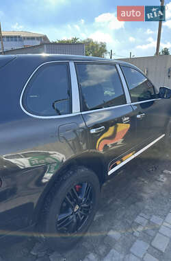 Внедорожник / Кроссовер Porsche Cayenne 2006 в 