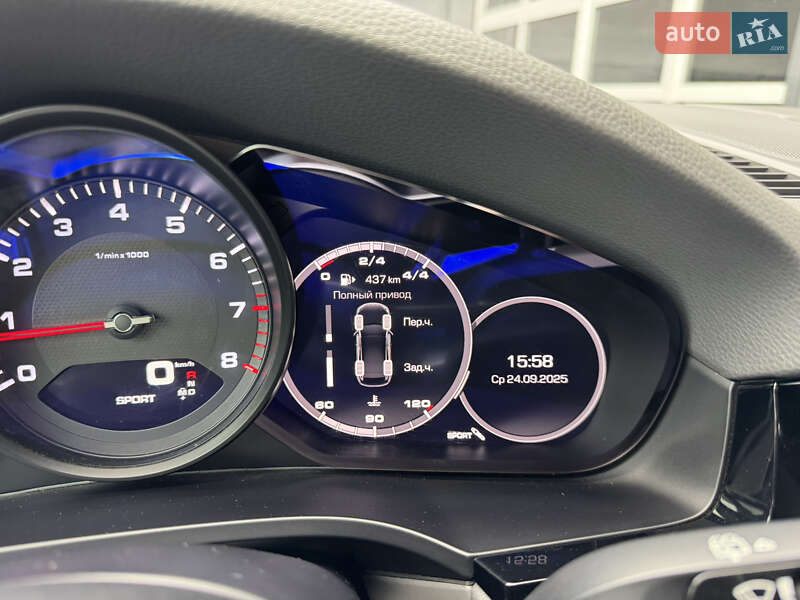 Позашляховик / Кросовер Porsche Cayenne 2018 в Мукачевому
