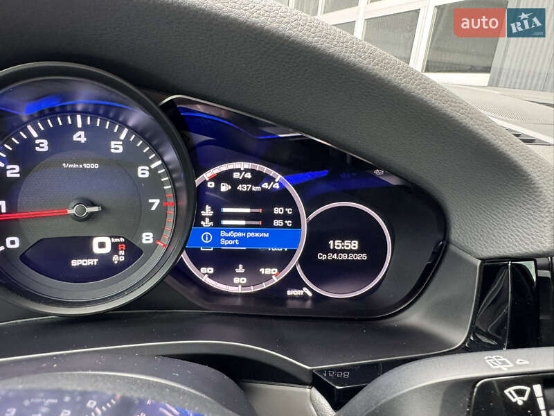Позашляховик / Кросовер Porsche Cayenne 2018 в Мукачевому