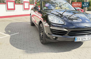 Внедорожник / Кроссовер Porsche Cayenne 2012 в 